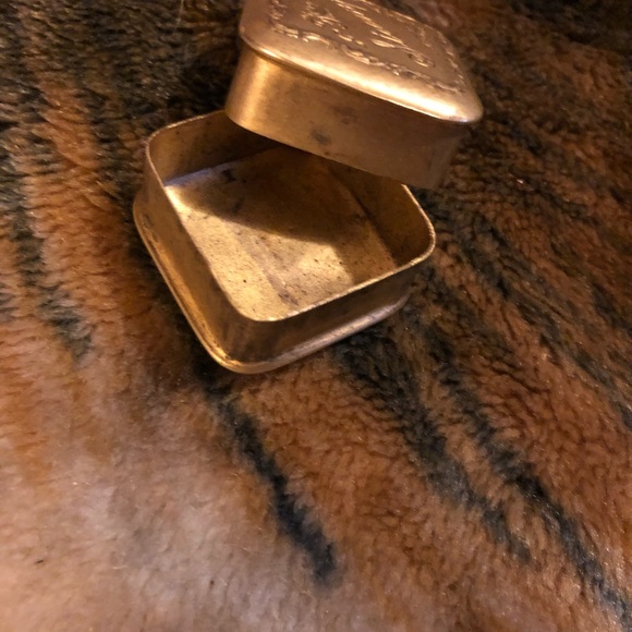 Vintage stamps box - Picture 3 of 5